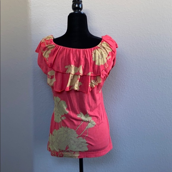 Language Ruffle Top - Picture 5 of 6